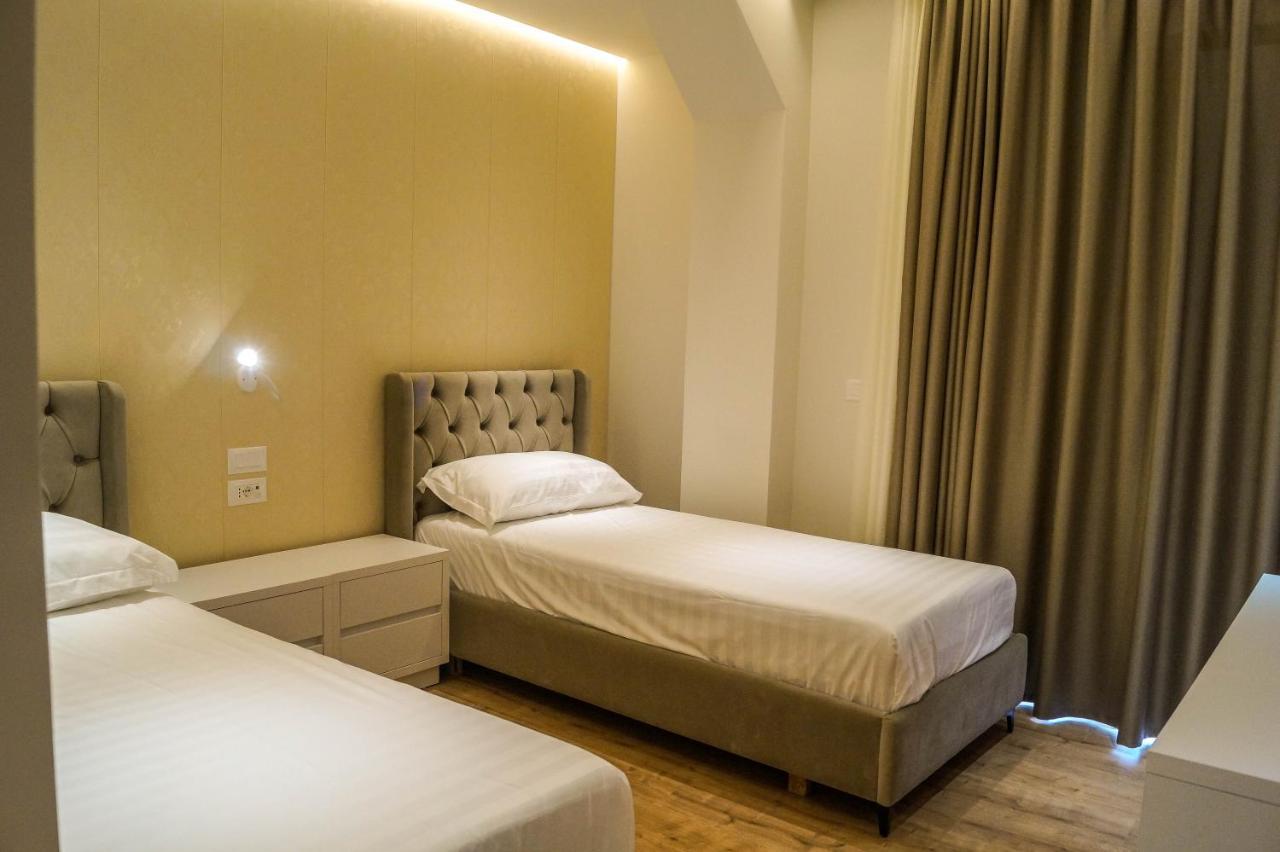 Red Hill Hotel Tirana Exterior photo