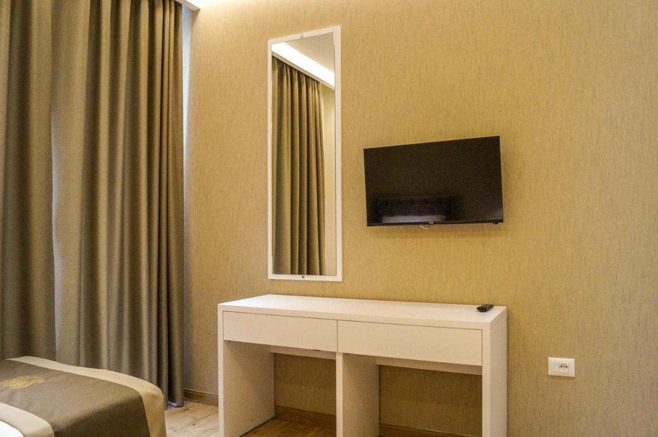 Red Hill Hotel Tirana Exterior photo